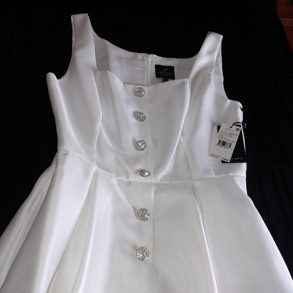 Dress - Picture 3 of 4